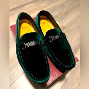 Emeral Green Velvet Dress Shoe
